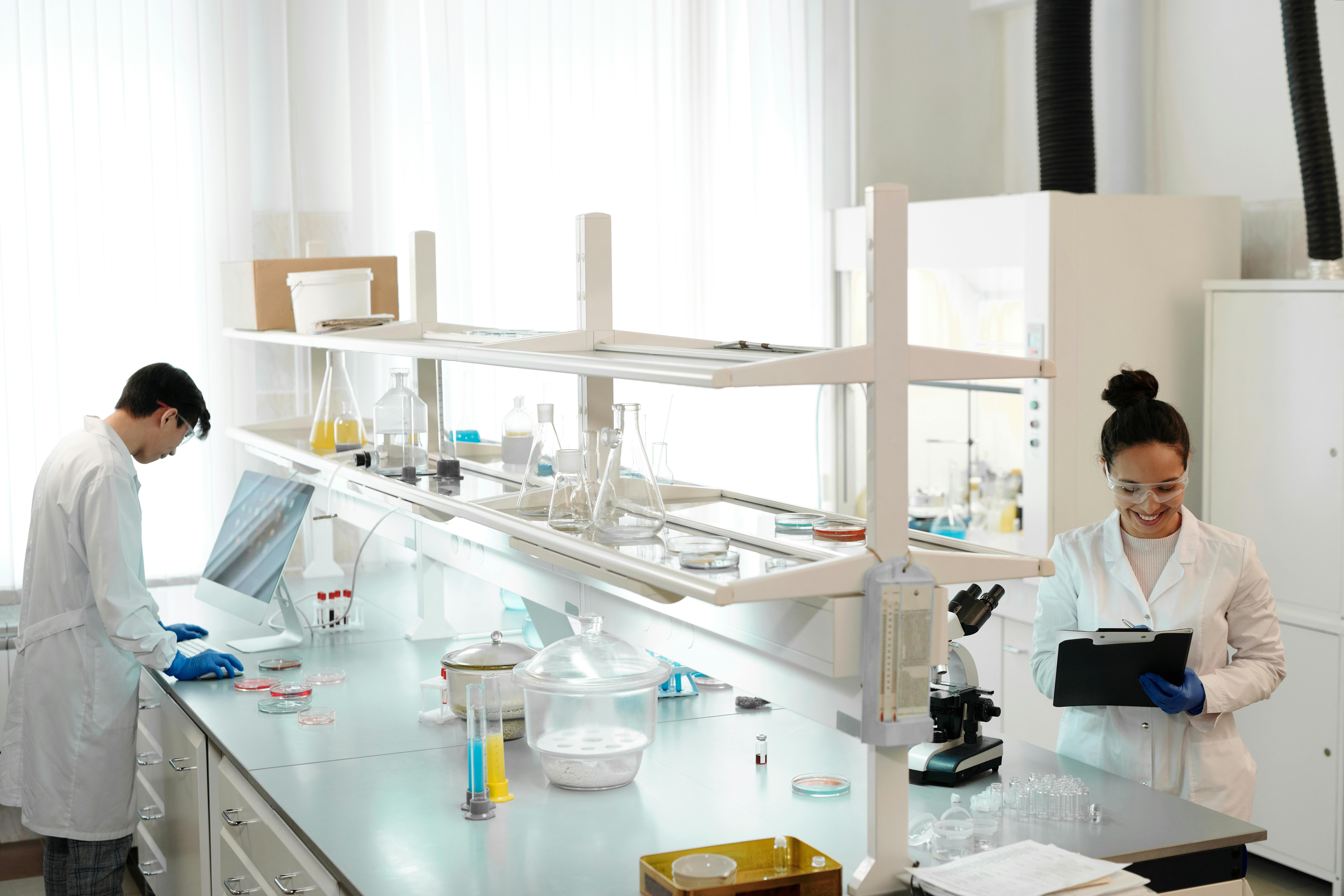 Biotechnology laboratory equipment and instruments in Chennai